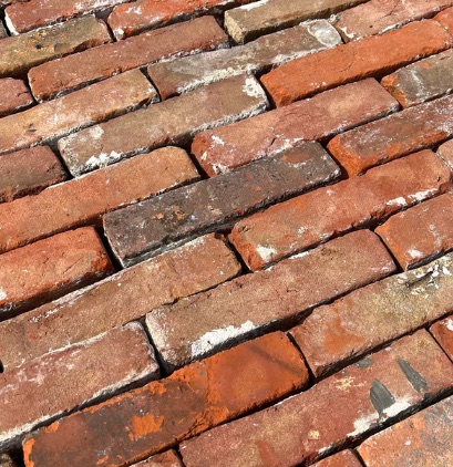 close up view of the Georgian handmade laid diagonally