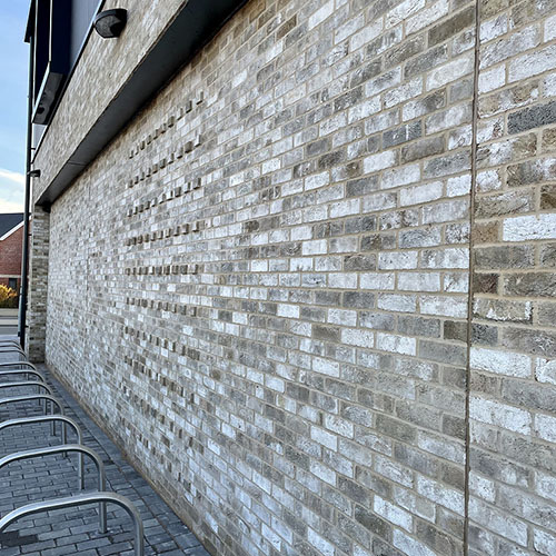 Detail view of a wall of Cathargo bricks