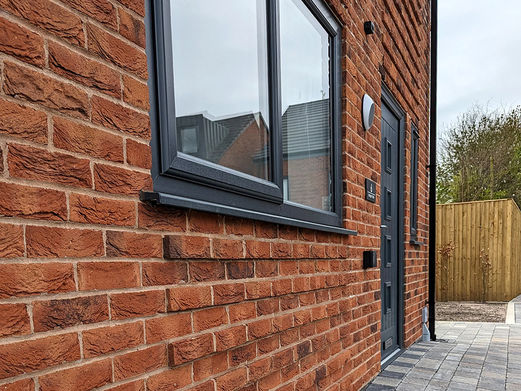 Detailed view of Mottram Multi brickwork