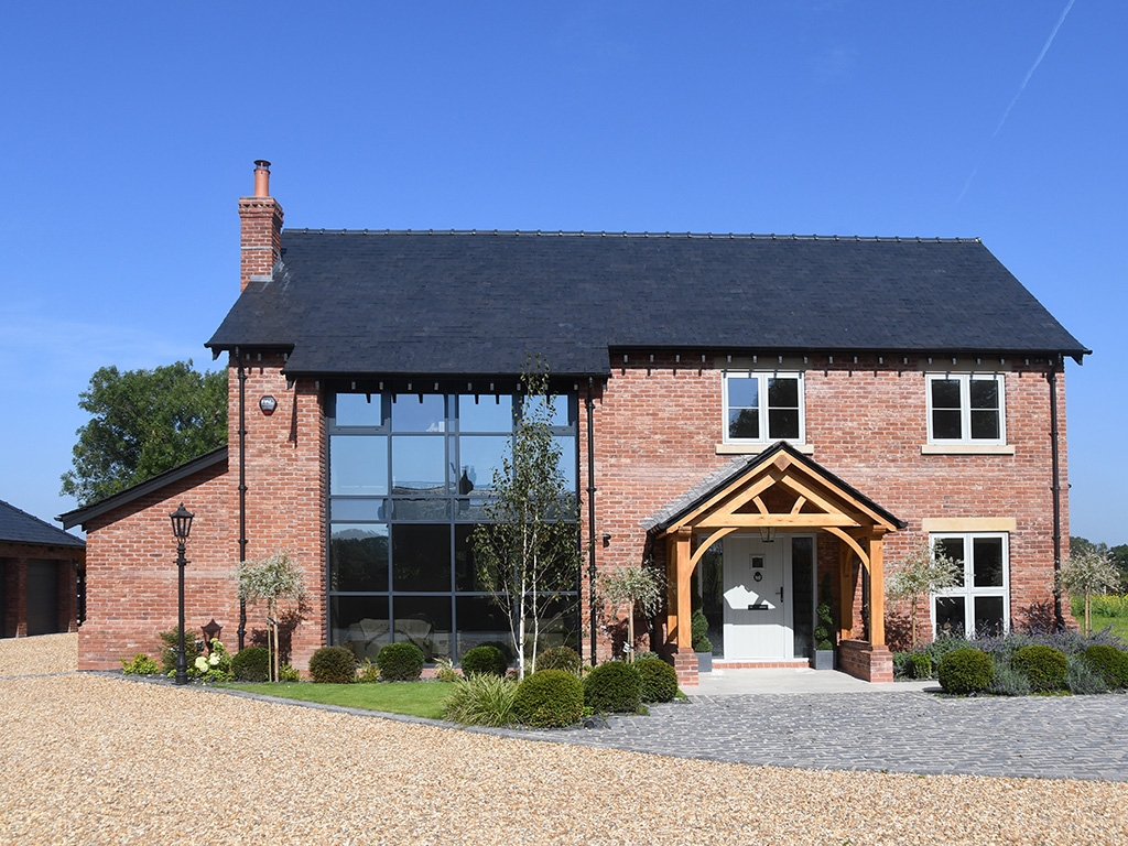 A Tumbled Regency Multi brick house