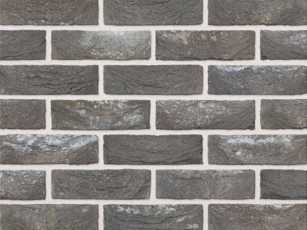 Close up of a wall of Everest Grey Multi bricks