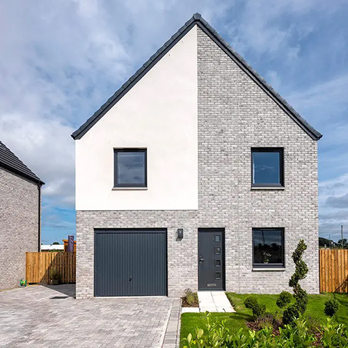 Residential property built using Lewis Antique bricks
